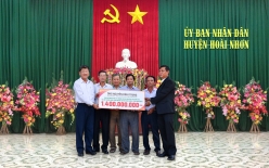 Ông Nguyễn Đình Trung ủng hộ 1,4 tỷ đồng xây dựng cầu Bà Huyện, xã Hoài Hảo và xây dựng nhà tình nghĩa huyện Hoài Nhơn, tỉnh Bình Định
