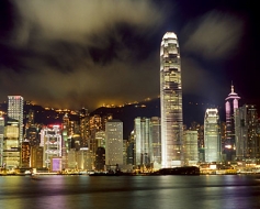 Giá căn hộ ở Hồng Kông tăng vọt