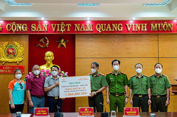 HUNG THINH CORPORATION CONTINUES TO JOIN FORCES WITH PROVINCES AND CITIES IN THE FIGHT AGAINST COVID-19