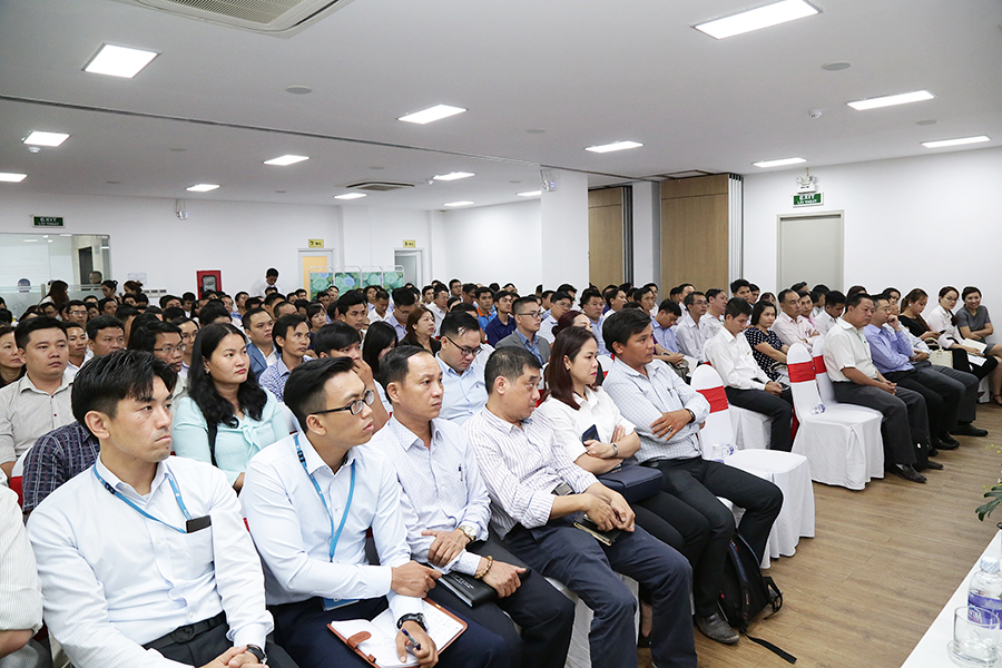 Hung Thinh Corp tổ chức buổi họp mặt cùng các nhà thầu